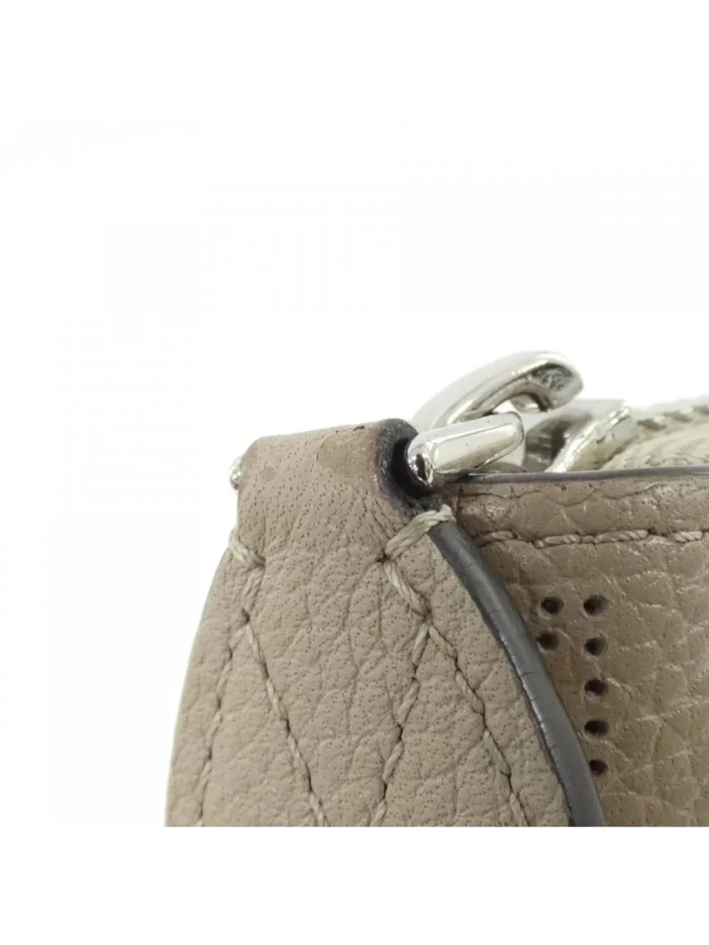 Louis Vuitton Mahina Zippy Wallet